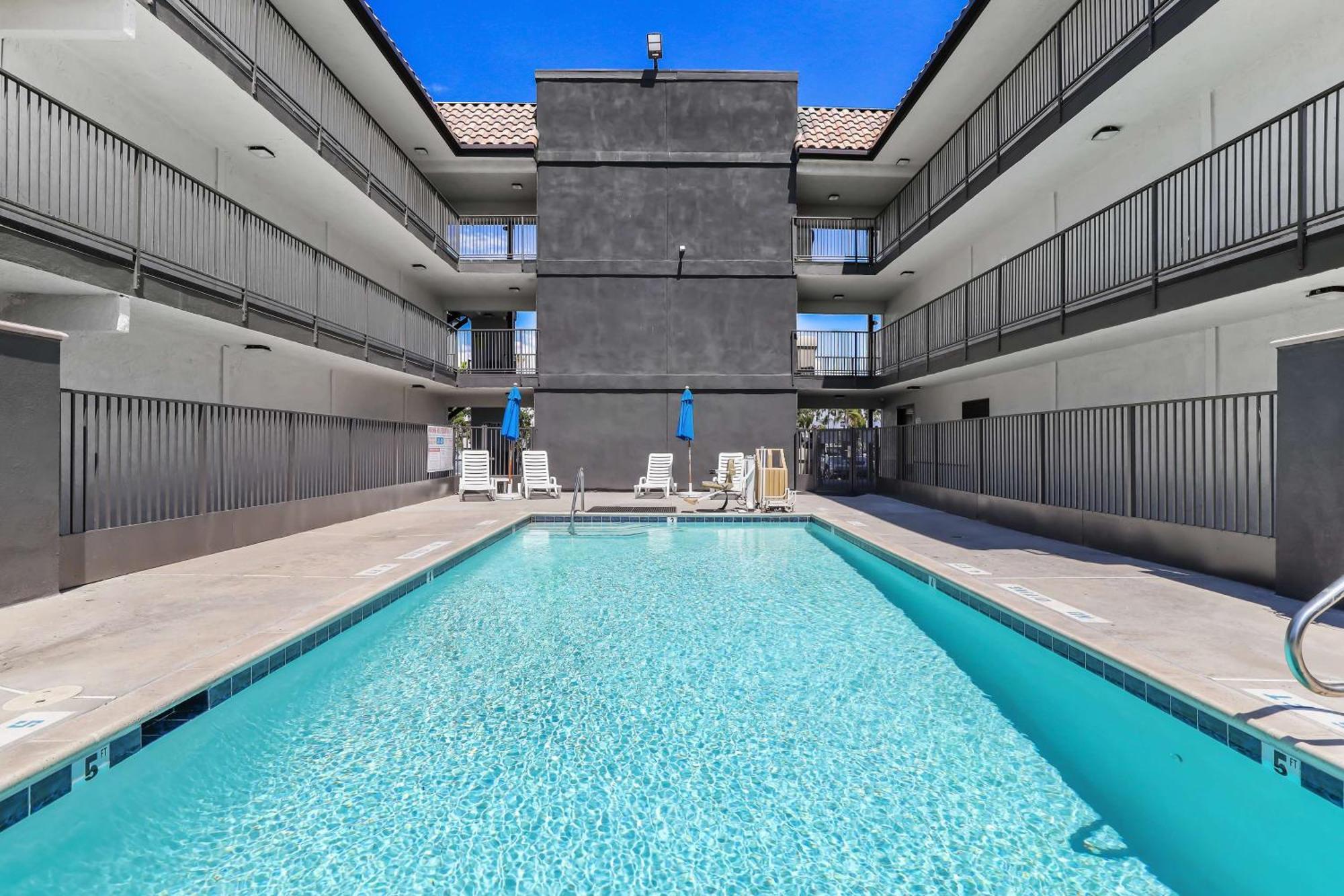 Motel 6-Escondido, Ca Eksteriør bilde