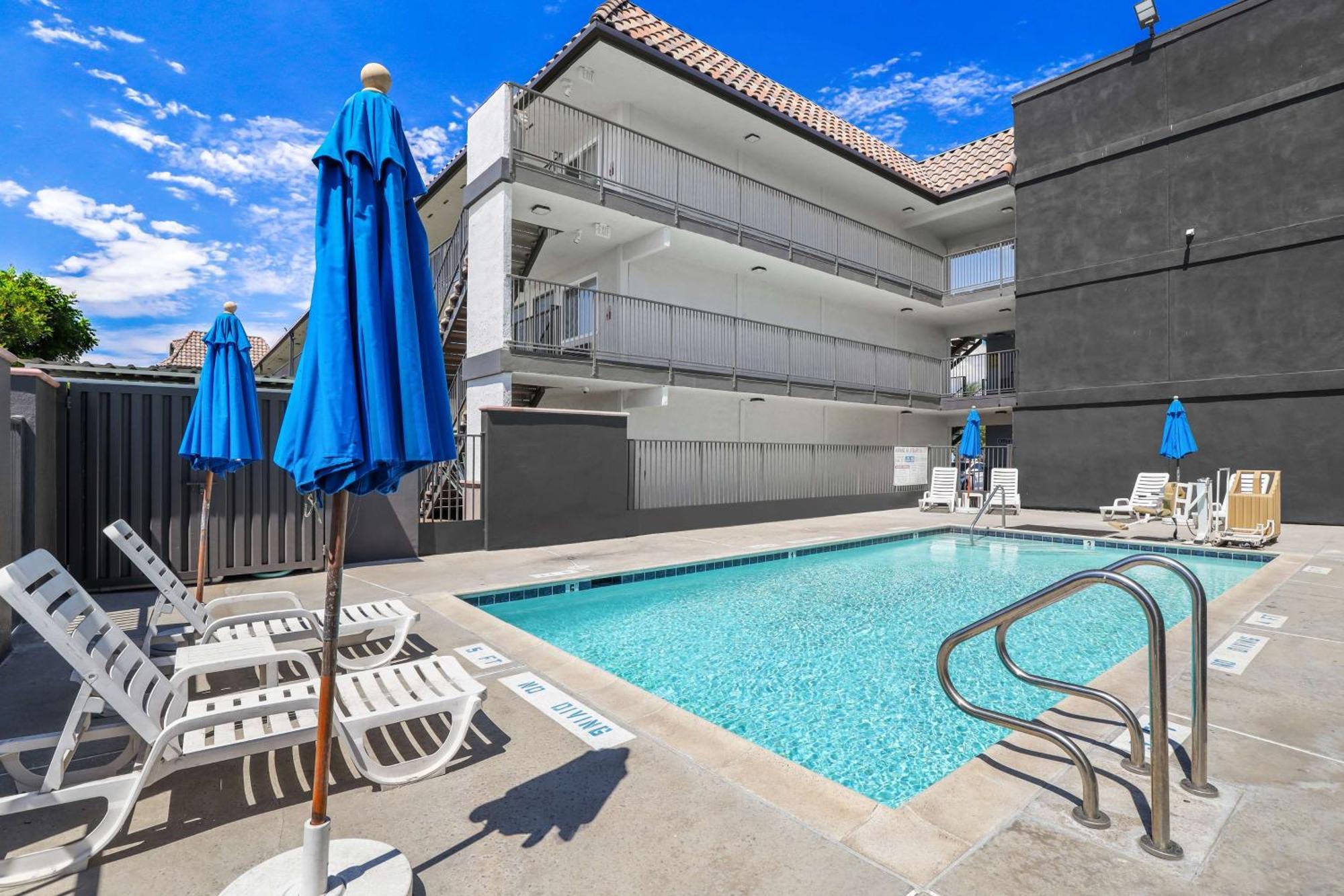 Motel 6-Escondido, Ca Eksteriør bilde